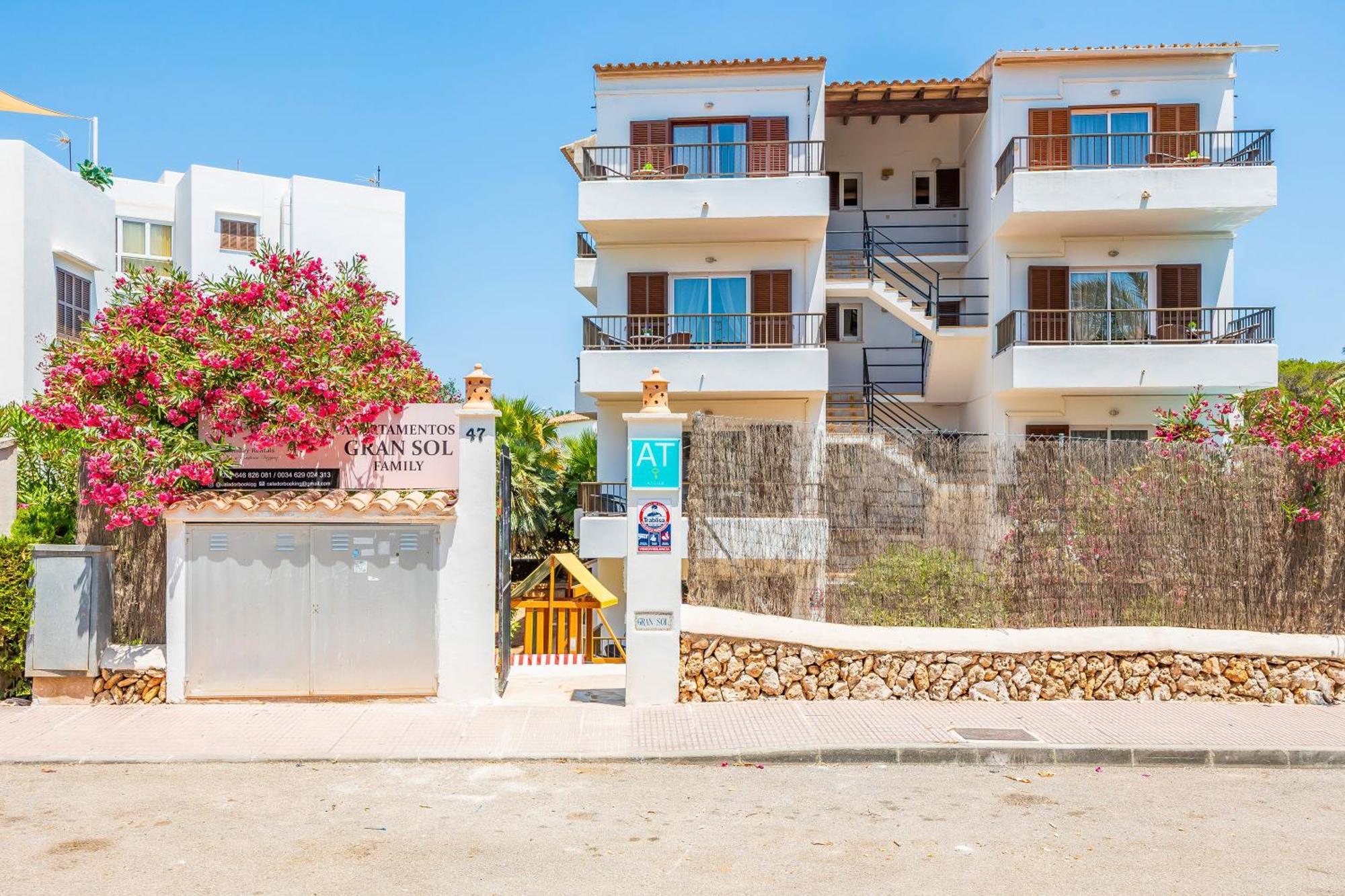 Gran Sol Family 7 Apartment Felanitx
